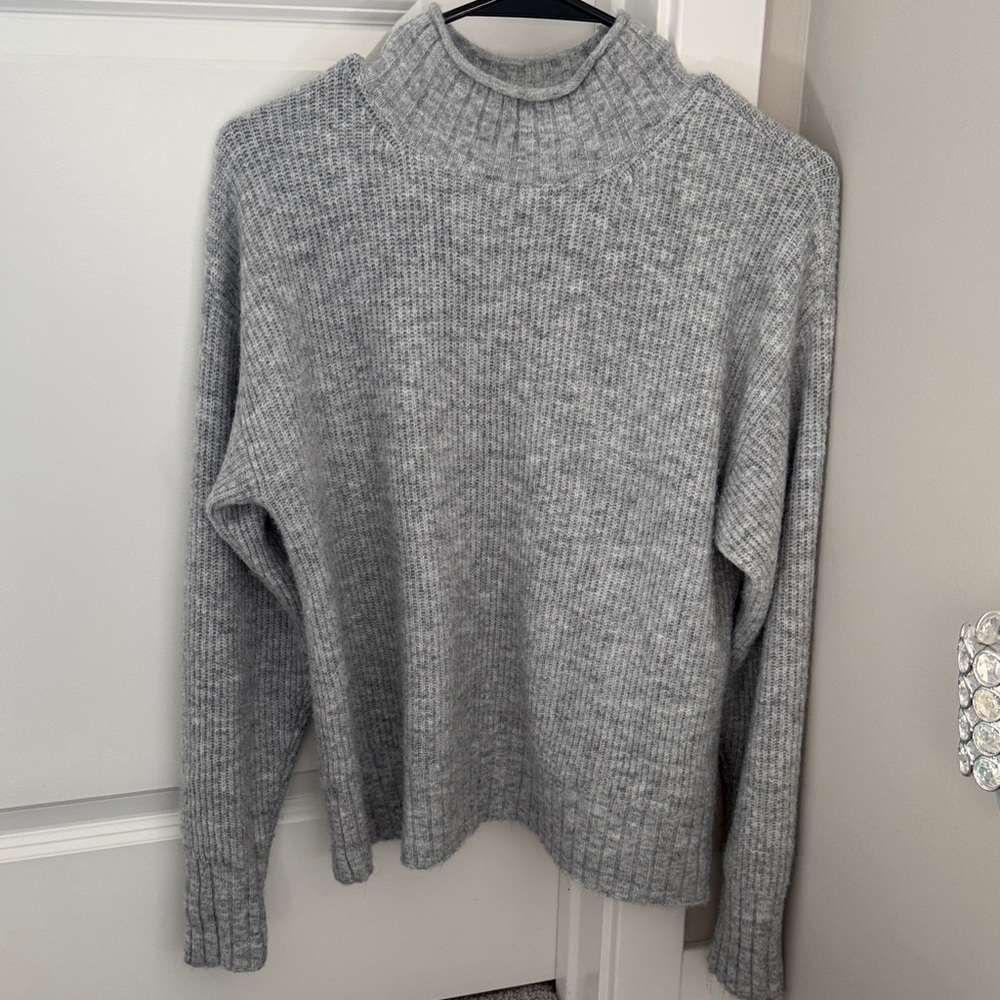 LOFT Light Gray Knit Sweater